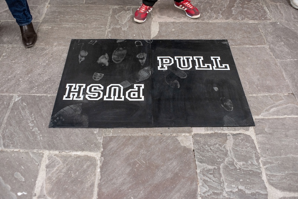 Nibelungenland (Musik für Pavillons) - Andreas Neumeister