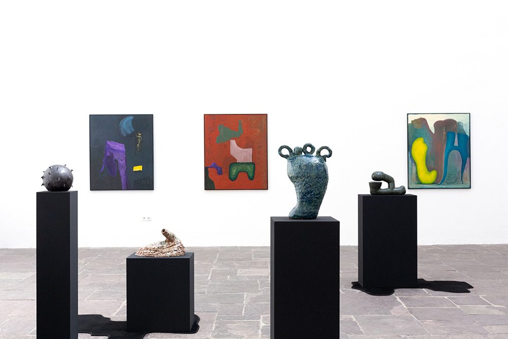 Veronika Hilger - Breading Shapes