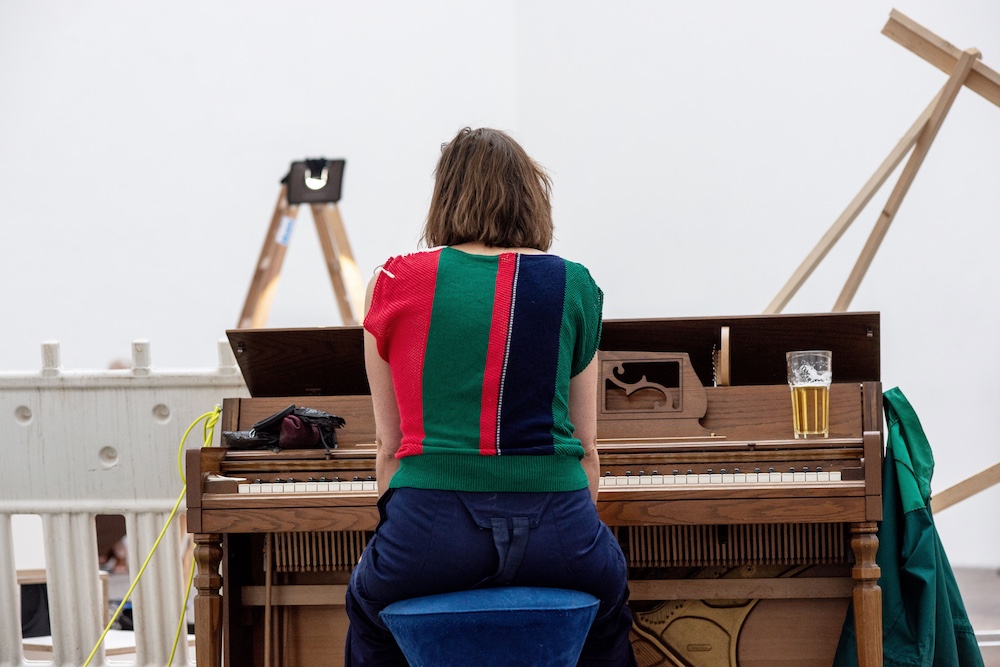 Frédéric Ehlers & Martina Wegener - Trümmerfeldsuche